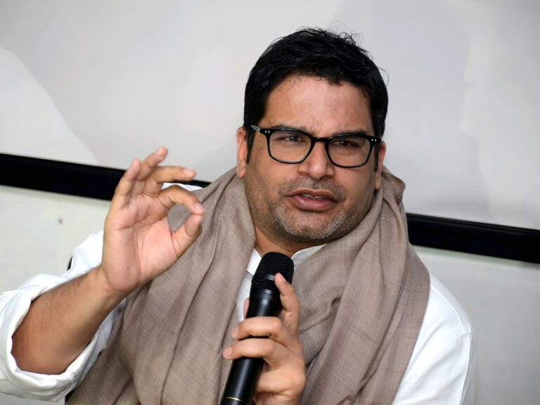 Bihar Politics: नीतीश कुमार पर प्रशांत किशोर का जोरदार हमला, कहा-‘इस बार जनता कुर्सी से ऐसा उतारेगी…’,