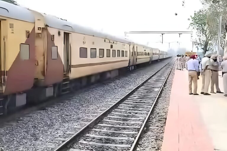  Bomb Threat in Train:  सोमनाथ एक्सप्रेस में बम होने की सूचना से हड़कंप, आरोपी बंगाल से गिरफ्तार  