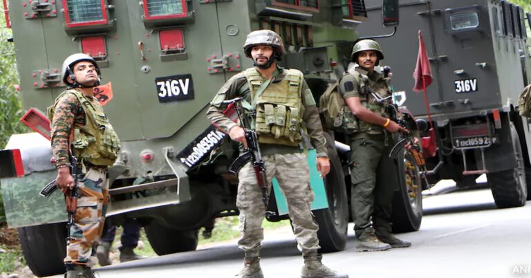 Kulgam Encounter: सुरक्षा बलों ने कश्मीर में ढेर किए 04 आतंकी, 01 जवान शहीद
