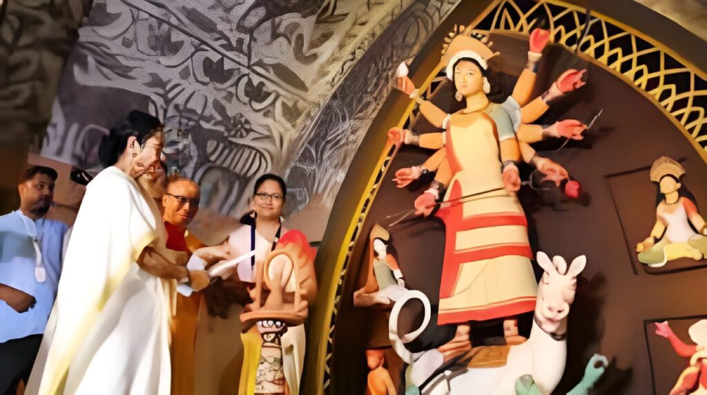 Mamata Banerjee : दुर्गापूजा में बचे हैं 100 से भी कम दिन, ममता बनर्जी करेंगी बैठक, अनुदान में वृद्धि की घोषणा संभव 1 Mamata Banerjee : दुर्गापूजा में बचे हैं 100 से भी कम दिन, ममता बनर्जी करेंगी बैठक, अनुदान में वृद्धि की घोषणा संभव