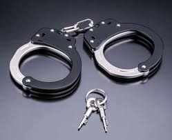 New Criminal Laws : कानून में होगा बदलाव, जानिए... अब किन मामलों में हथकड़ी लगा सकती है पुलिस? 1 New Criminal Laws : कानून में होगा बदलाव, जानिए... अब किन मामलों में हथकड़ी लगा सकती है पुलिस?