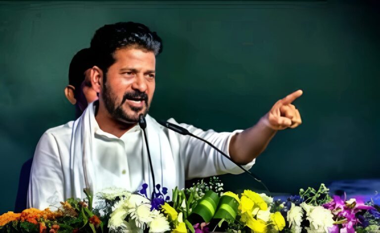 Telangana Government : तेलंगाना के सीएम ने किया बड़ा एलान, 30,000 सरकारी स्कूलों को मिलेगी फ्री बिजली, स्कूलों में खुशी का माहौल