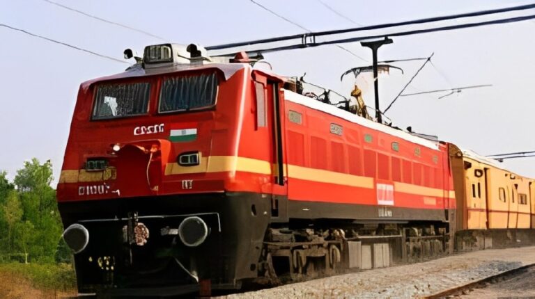 Breaking News : बिहार के यात्रियों के लिए खुशखबरी, पूजा स्पेशल बनकर चलेगी 04 जोड़ी स्पेशल ट्रेनें, सुखद होगी यात्रा Breaking News : बिहार के यात्रियों के लिए खुशखबरी, पूजा स्पेशल बनकर चलेगी 04 जोड़ी स्पेशल ट्रेनें, सुखद होगी यात्रा