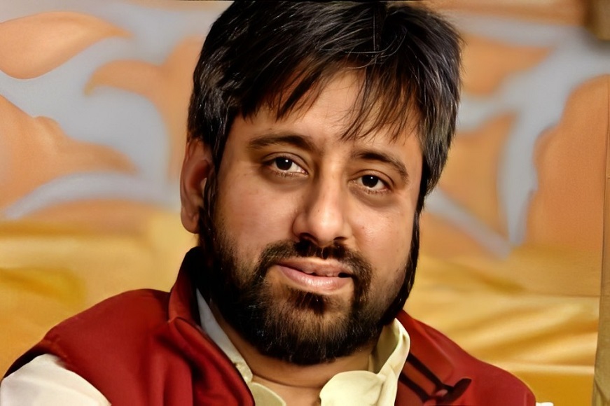 Breaking News : आप विधायक अमानतुल्लाह खान के घर ED की रेड! संजय सिंह बोले- लगातार जारी है मोदी की तानाशाही 1 Breaking News : आप विधायक अमानतुल्लाह खान के घर ED की रेड! संजय सिंह बोले- लगातार जारी है मोदी की तानाशाही