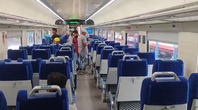 Vande Bharat Express: भागलपुर-हावड़ा वंदे भारत एक्सप्रेस का सफल रहा ट्रायल रन, 15 सितंबर को होगा शुभारंभ, जानें दोनों दिशाओं की टाइमिंग 2 Vande Bharat Express