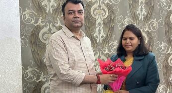 Bhagalpur News: भागलपुर जिला के प्रभारी सचिव से मुलाकात कर मेयर ने शहर के विकास कार्यों पर की चर्चा