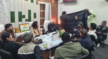 Bhagalpur City: छुट्टी पर गयीं नगर आयुक्त, गैरमौजूदगी में नहीं होगा फैसला, कंबल के बिना ठिठुरने को मजबूर गरीब