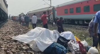Kamakhya Express Derailed: ओडिशा रेल हादसे में कटिहार रेल मंडल के 204 यात्री थे सवार, खोला गया हेल्पलाइन सेंटर