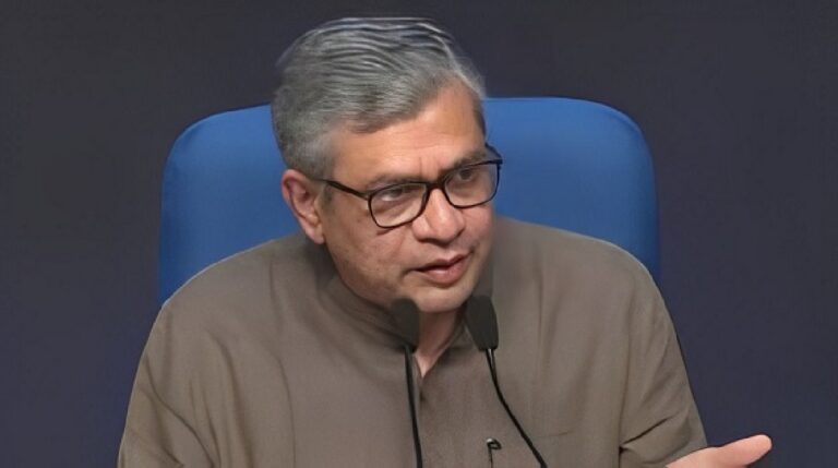Union Cabinet: PM धन-धान्य योजना को मंजूरी, 100 जिलों में बदलेगी खेती की तस्वीर Union Cabinet: PM धन-धान्य योजना को मंजूरी, 100 जिलों में बदलेगी खेती की तस्वीर