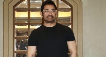 Aamir Khan Video Viral: गर्लफ्रेंड गौरी स्प्रैट और बेटे जुनैद संग एक्स वाइफ के घर दिखे आमिर खान, फैंस ने दी प्रतिक्रिया