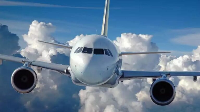 Muzaffarpur: पताही एयरपोर्ट से जल्द उड़ानें शुरू होने की उम्मीद! AAI टीम ने किया निरीक्षण