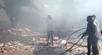 Gujarat Factory Fire: गुजरात के इस जिले की पटाखा फैक्ट्री में लगी भीषण आग, ब्लास्ट से 17 लोगों की मौत