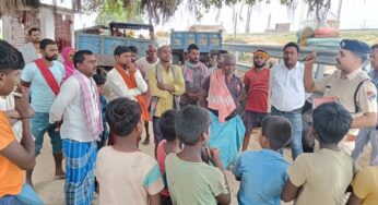 Bhagalpur News: कहलगांव-लैलख में रेलवे की नई पहल: मवेशियों से ट्रेन दुर्घटनाएं रोकने को किया जागरूक