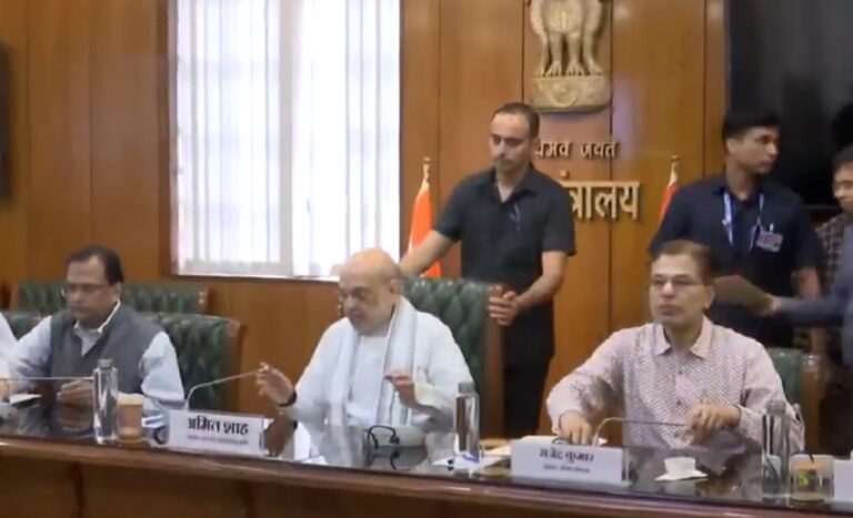 पाक बॉर्डर राज्यों को अलर्ट; Operation Sindoor’ की सफलता के बाद गृह मंत्री शाह ने की हाई-लेवल बैठक