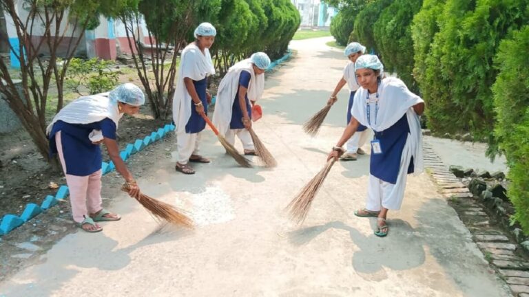 Bihar News: प्रखंड कार्यालयों की सफाई भी अब संभालेंगी जीविका दीदियां, 80 महिलाओं को मिलेगा रोजगार