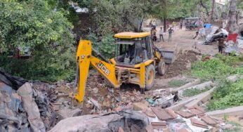 Bihar News: भागलपुर में बुलडोजर की चाल थमी, बेघर होने के डर से महिलाएं हुईं भावुक
