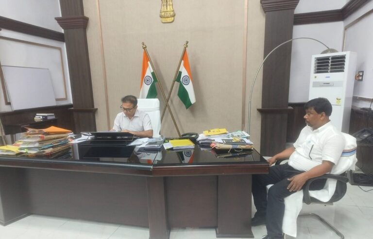 भागलपुर में फ्लैट या प्लॉट बेचने से पहले रेरा रजिस्ट्रेशन जरूरी, DM का सख्त निर्देश भागलपुर में फ्लैट या प्लॉट बेचने से पहले रेरा रजिस्ट्रेशन जरूरी, DM का सख्त निर्देश