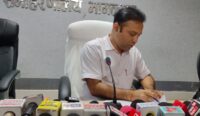 Bhagalpur News: मतदाता सूची में गड़बड़ी पर कार्रवाई तय, जिलाधिकारी ने दिए सख्त निर्देश
