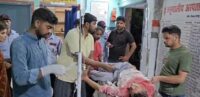 टोटो रोक सिर पर चाकू से किया वार