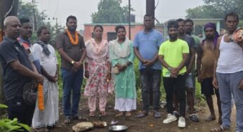 Jamshedpur News : सोमायझोपड़ी में ट्रांसफॉर्मर बदला, बस्ती वालों की आंखों में लौटी चमक