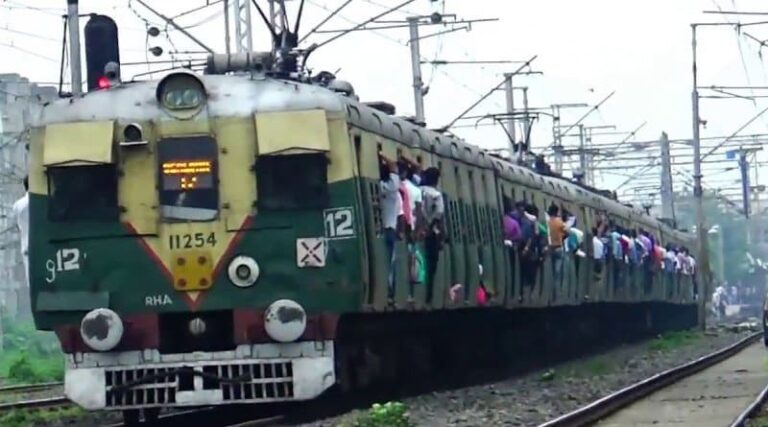 Bhagalpur Railway: दानापुर इंटरसिटी और अन्य ट्रेनें होंगी लेट: जानिए नया शेड्यूल Bhagalpur Railway: दानापुर इंटरसिटी और अन्य ट्रेनें होंगी लेट: जानिए नया शेड्यूल