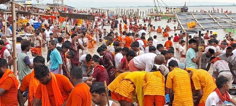 Shravani Mela 2025: सुल्तानगंज में कांवरिया की मौत, पेट दर्द के बाद अस्पताल में तोड़ा दम Shravani Mela 2025: सुल्तानगंज में कांवरिया की मौत, पेट दर्द के बाद अस्पताल में तोड़ा दम