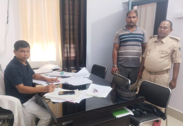 भागलपुर में नीलामपत्र वाद में कार्रवाई; बकायेदार को दीवानी जेल, रोजाना मिलेगा 94 रुपये निर्वाह भत्ता भागलपुर में नीलामपत्र वाद में कार्रवाई; बकायेदार को दीवानी जेल, रोजाना मिलेगा 94 रुपये निर्वाह भत्ता