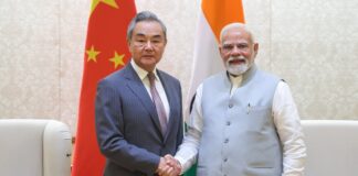 PM Modi-Wang Yi Meeting: पीएम मोदी से चीनी विदेश मंत्री वांग यी ने की मुलाकात, सौंपा न्योता पीएम मोदी से चीनी विदेश मंत्री वांग यी ने की मुलाकात