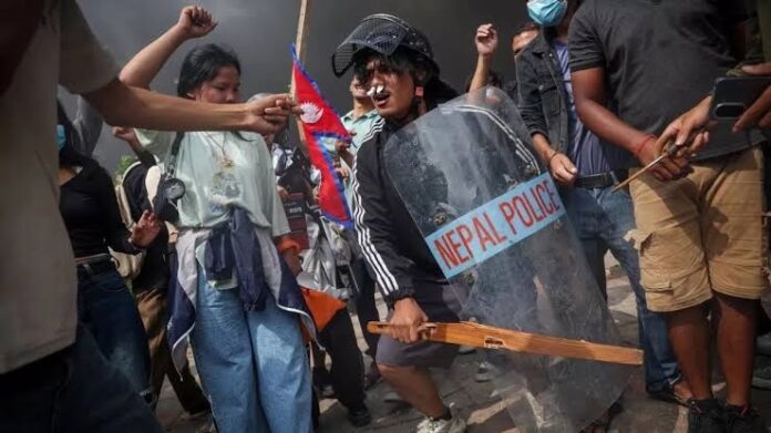 Nepal Crisis नेपाल में बिगड़े हालात