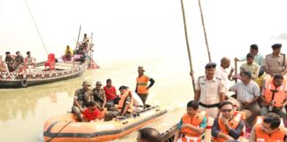 Bhagalpur News : डीएम और एसएसपी ने छठ घाटों का निरीक्षण, सुरक्षा और व्यवस्थाओं का लिया जायजा डीएम और एसएसपी ने छठ घाटों का निरीक्षण