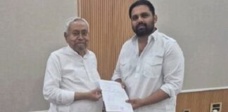 बाहुबली के बेटे की सीट बदली